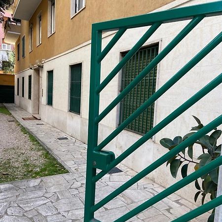 Superior Apt Next Colosseo A/C Wo Fi 3 Bedrooms 罗马 外观 照片
