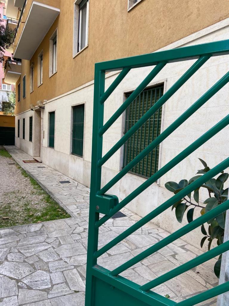 Superior Apt Next Colosseo A/C Wo Fi 3 Bedrooms 罗马 外观 照片