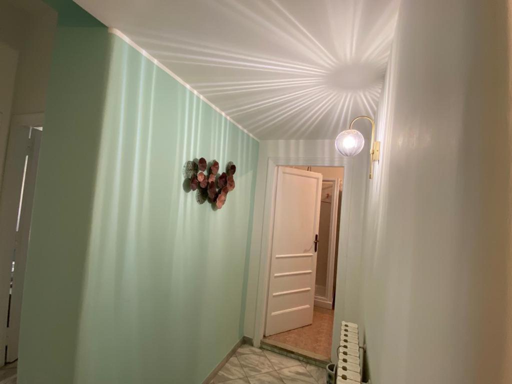 Superior Apt Next Colosseo A/C Wo Fi 3 Bedrooms 罗马 外观 照片